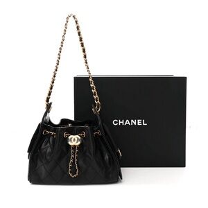 Caviar Quilted Mini Chanel 25
Handbag Black